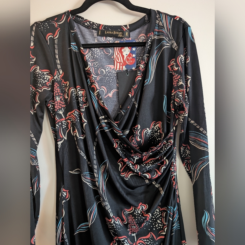 XL Greta Wrap Dress - Picture 2 of 2